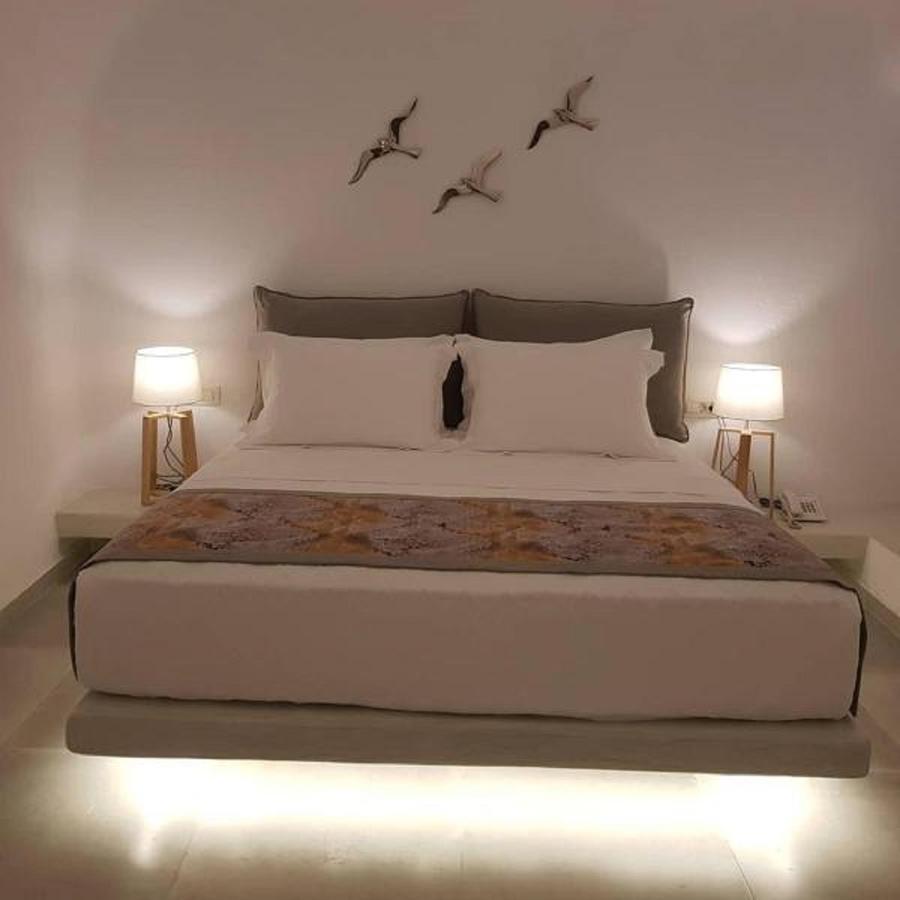 Adamant Suites (Adults Only) Firá Buitenkant foto